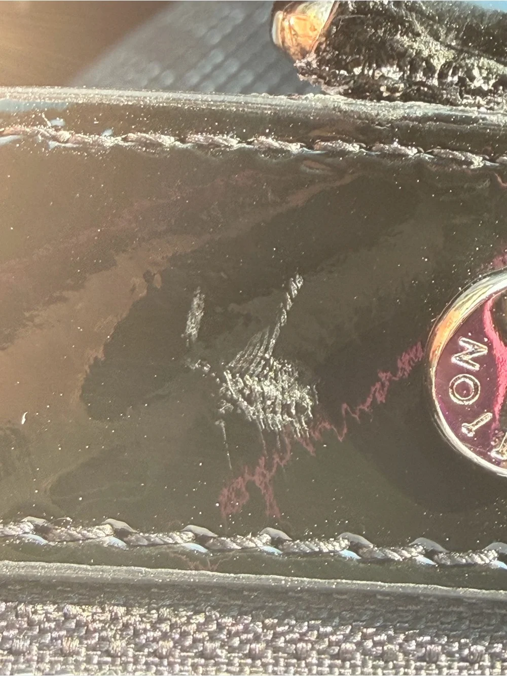 Louis Vuitton electric epi Brea: damaged